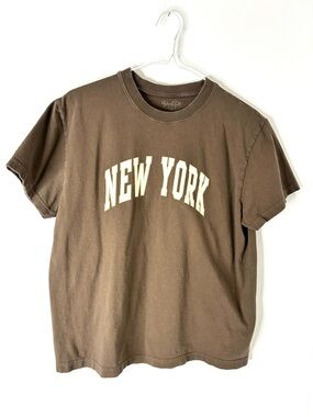 John Galt Brown New York Graphic Tee Crew Neck Cotton Brandy Melville